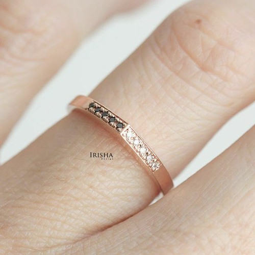 Pre-owned Irisha Designs 0.07 Ct. Earth Mined White-black Diamond Band Thanks Giving Ring In 14k Gold In F-g