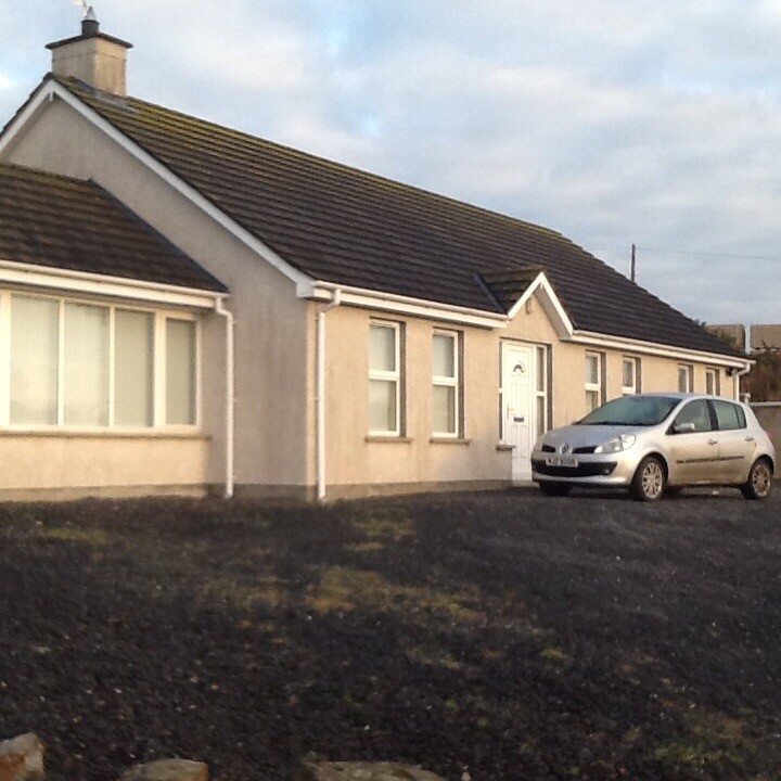 MODERN DETACHED BUNGALOW TO LET,RURAL AREA BETWEEN MARKETHILL AND
