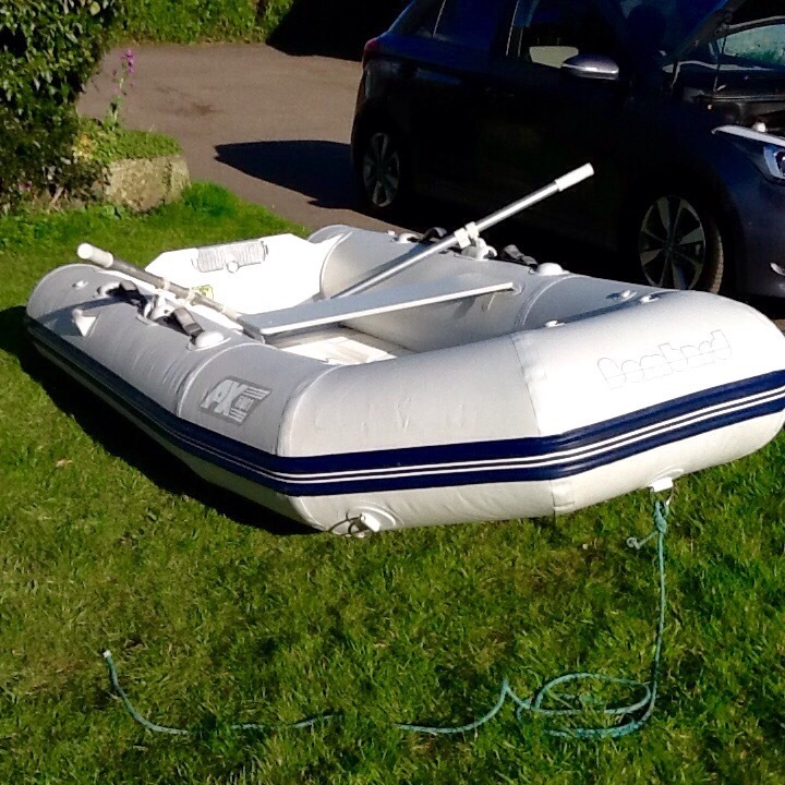 RIGID INFLATABLEBOMBARD AX3001. Compact tender. 3.1 metre in