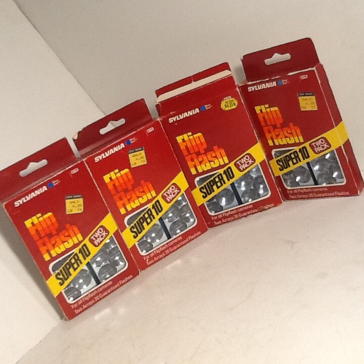 VINTAGE sylvania flip flash bulbs Super 10 Blue Dot 4 packs