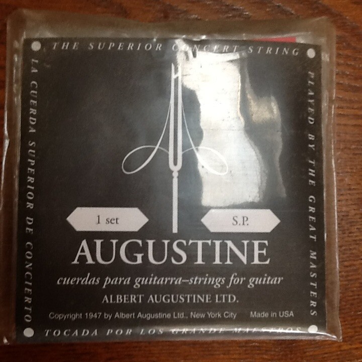 AUGUSTINE CLASSICAL GUITAR STRINGS (Black Set) in Gosport, Hampshire