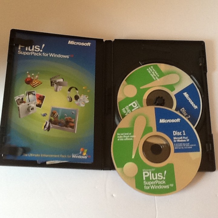 Microsoft Plus! SuperPack for Windows XP PC CDROM Standard/Digital Media Edition