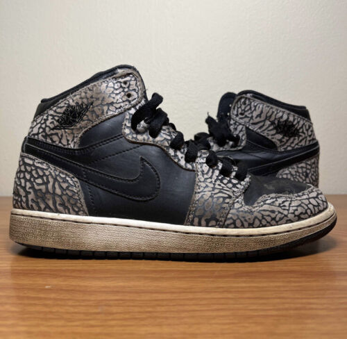 Nike Air Jordan 1 Retro High GS PRM Black Elephant Size 6y 6 Nike Air Jordan 1 Retro High GS PRM Black Elephant Size 6y 6