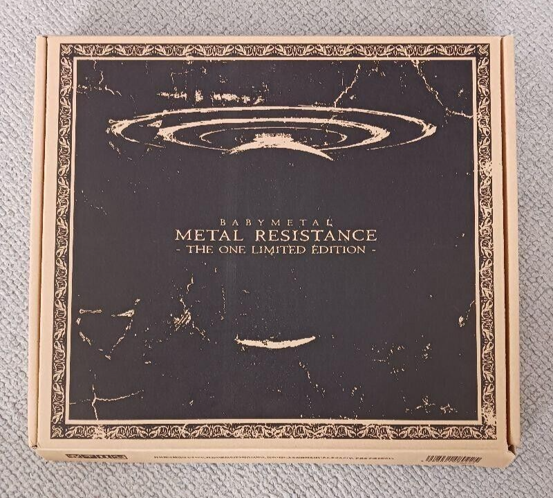 L RESISTANCE　THE ONE LIMITED EDITION Babymetal Metal Resistance The One Limited Edition CD & Blu-ray