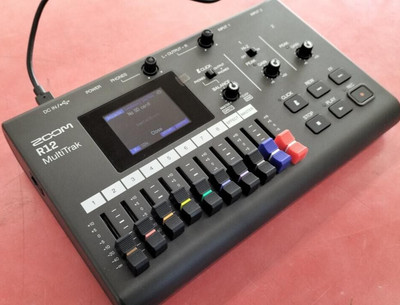 Zoom R12 Multitrack Recorder Used Free Shipping from Japan