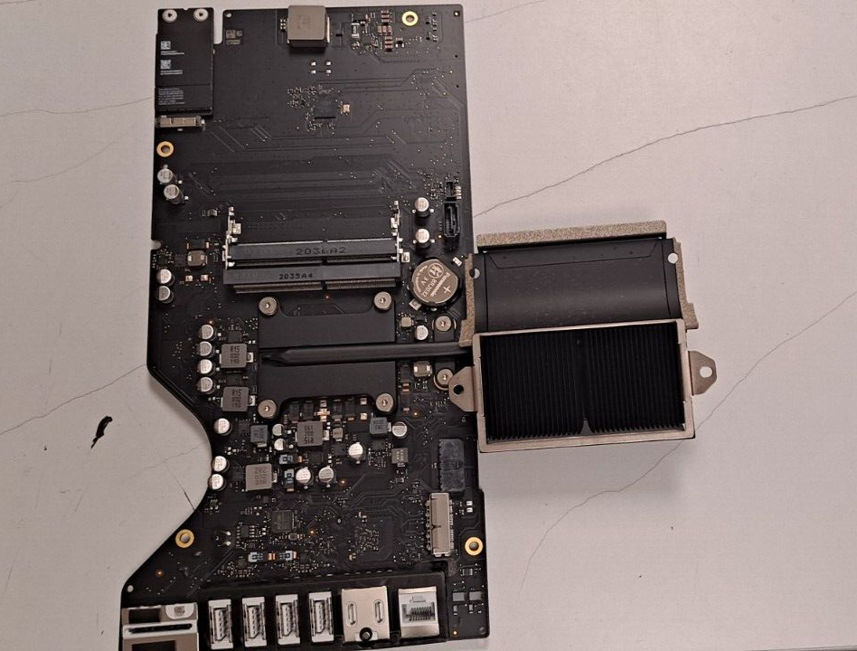 Apple iMac 21.5