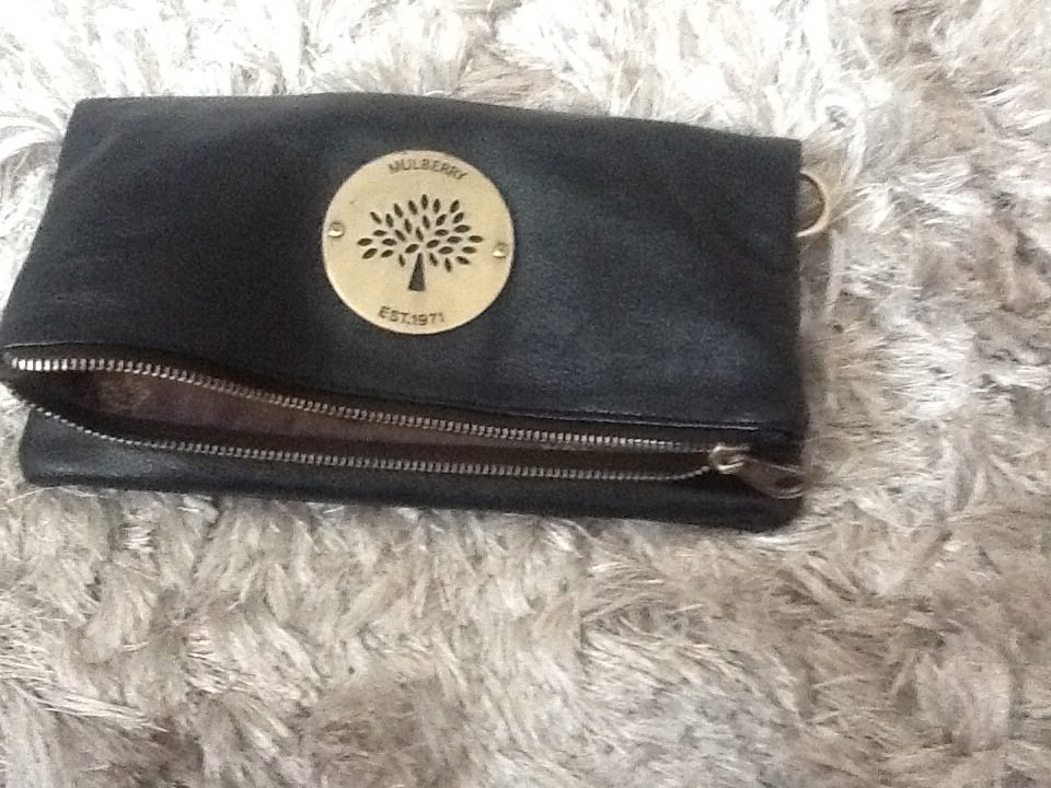 Men's mulberry clutch bag, black, good condition | in Worcester Park, London | Gumtree
