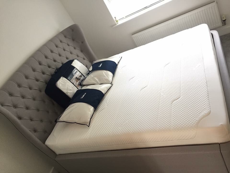Tempur Cloud Deluxe 22 Memory Foam Mattress, Super King ...