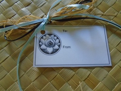 Signed by an Artist Medium Hawaiian Lauhala Gift Box with 2 Hawaiian Tarot Decks