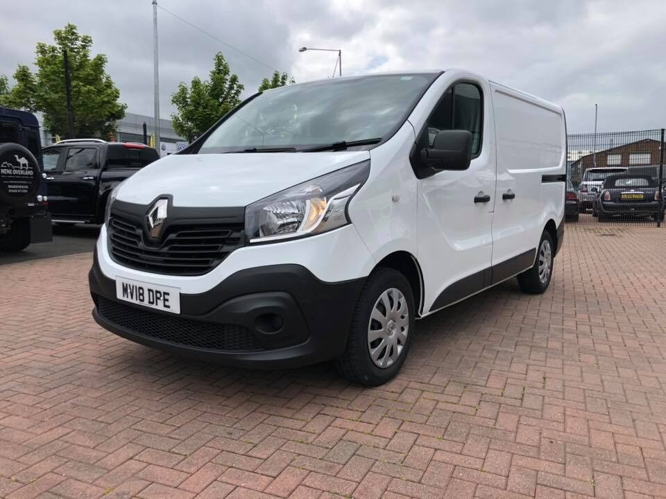 Renault trafic dci 120