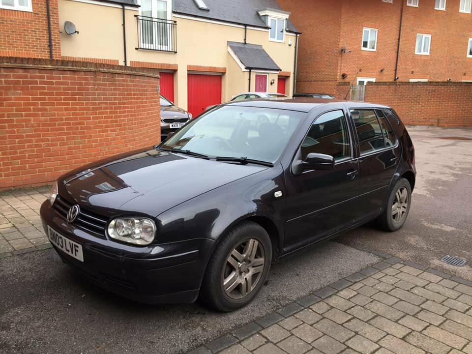 Volkswagen golf 2003