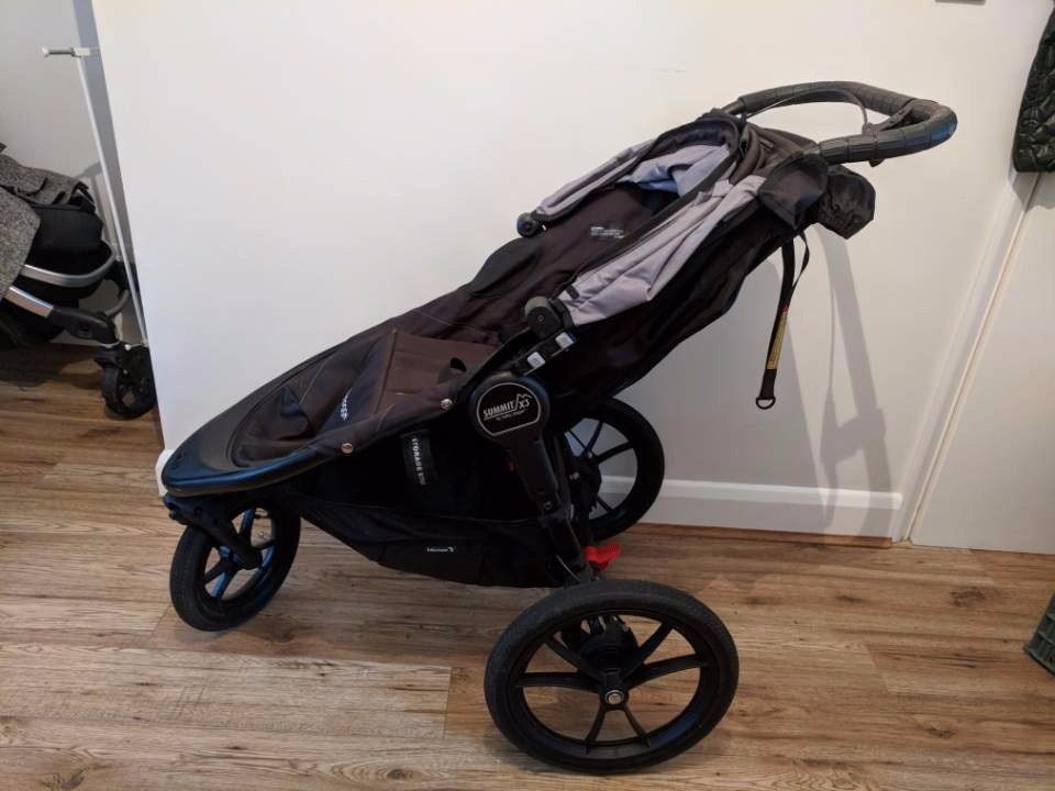Baby Jogger Summit X3 with raincover and maxi cosi carseat adaptors