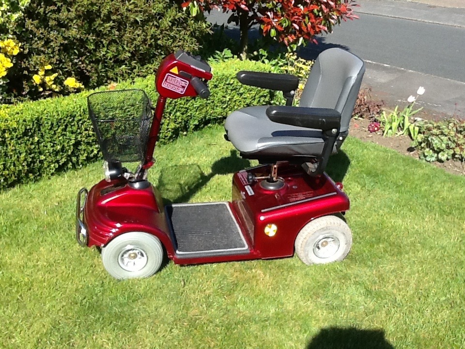 Mobility Scooter Shoprider Deluxe in Market Harborough