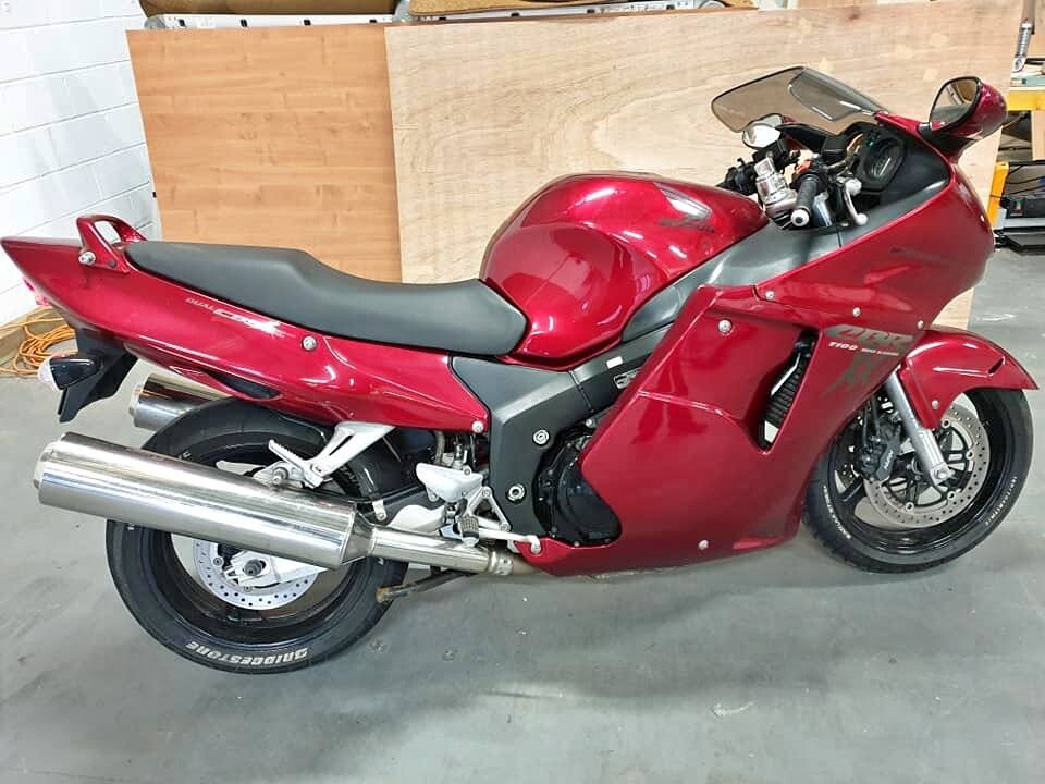 Honda xx1100 blackbird