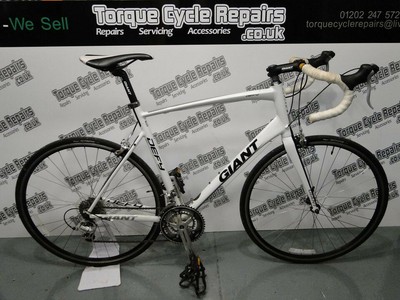 Giant Defy 3 Road Bike For Sale