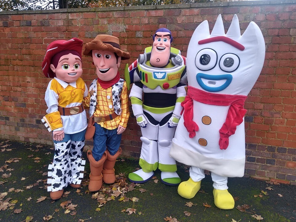 MASCOT COSTUME HIRE & MEET AND GREET WEST MIDLANDS in Sandwell, West