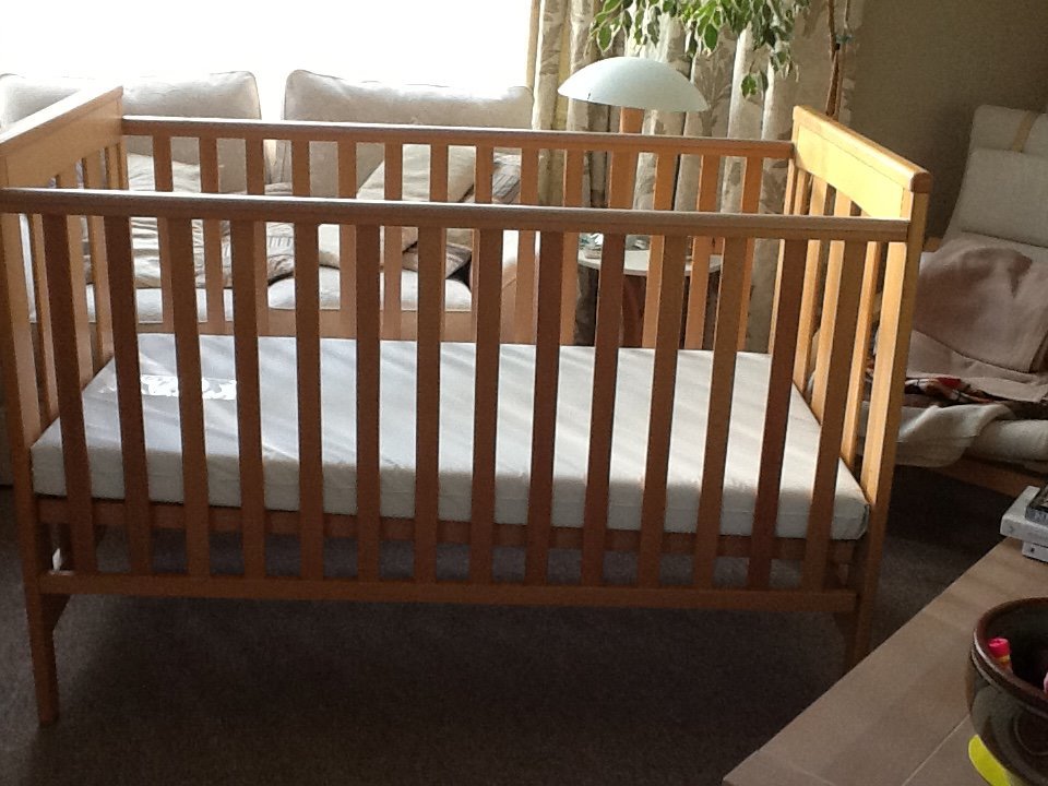 Mamas and Papas Cot and Toddler Bed in Bridge of Allan, Stirling