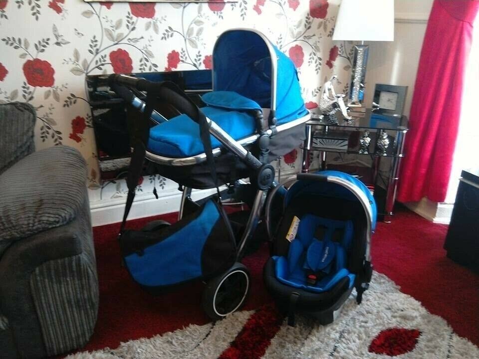 Mothercare 3 in 1 travel system pram/pushchair/car seat in Newcastle