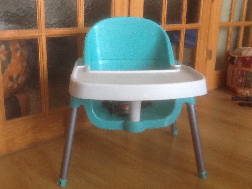 This Is A Low Baby Feeding Chair Has Detachable Tray Table Straps Easy To Attach Push Fit Legs In Redbridge London Gumtree