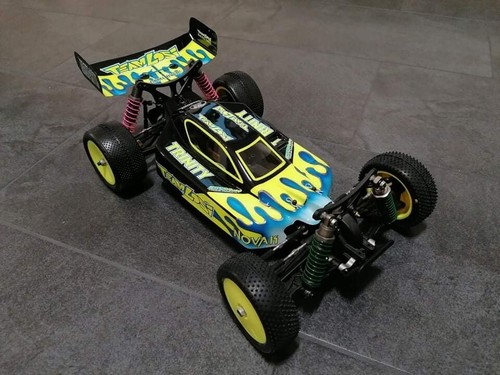 ホビーラジコン LOSI - XXX4 GRAPHITE e342: LOSI XXX4 Graphite 4WD Buggy Overview and Track Run