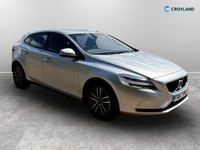 2017 Volvo V40 2.0 T2 Momentum Nav Plus Hatchback 5dr Petrol Manual Euro 6 (s/s)