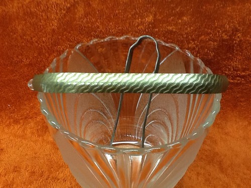 VINTAGE CLEAR AND FROSTED GLASS ICE BUCKET - HAMMERED METAL HANDLE AND ICE TONGS