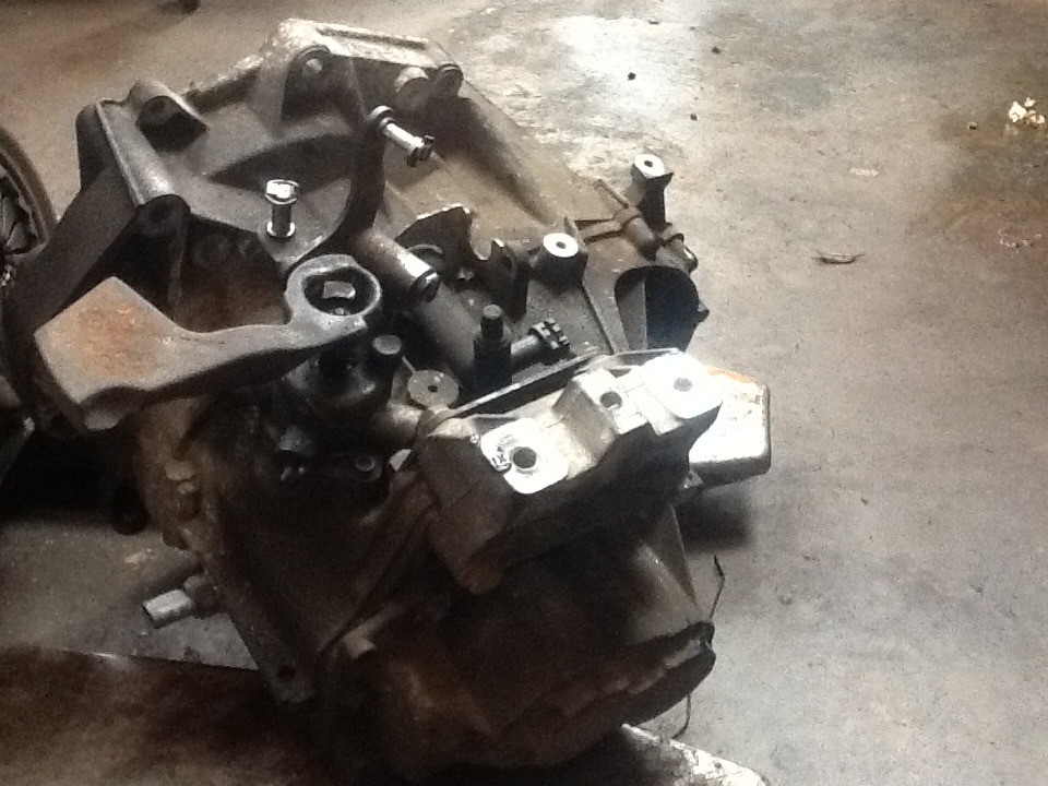 Volkswagen Golf MK5 BLP 1.6 FSI 6 Speed Manual HBM/GVV Gearbox in