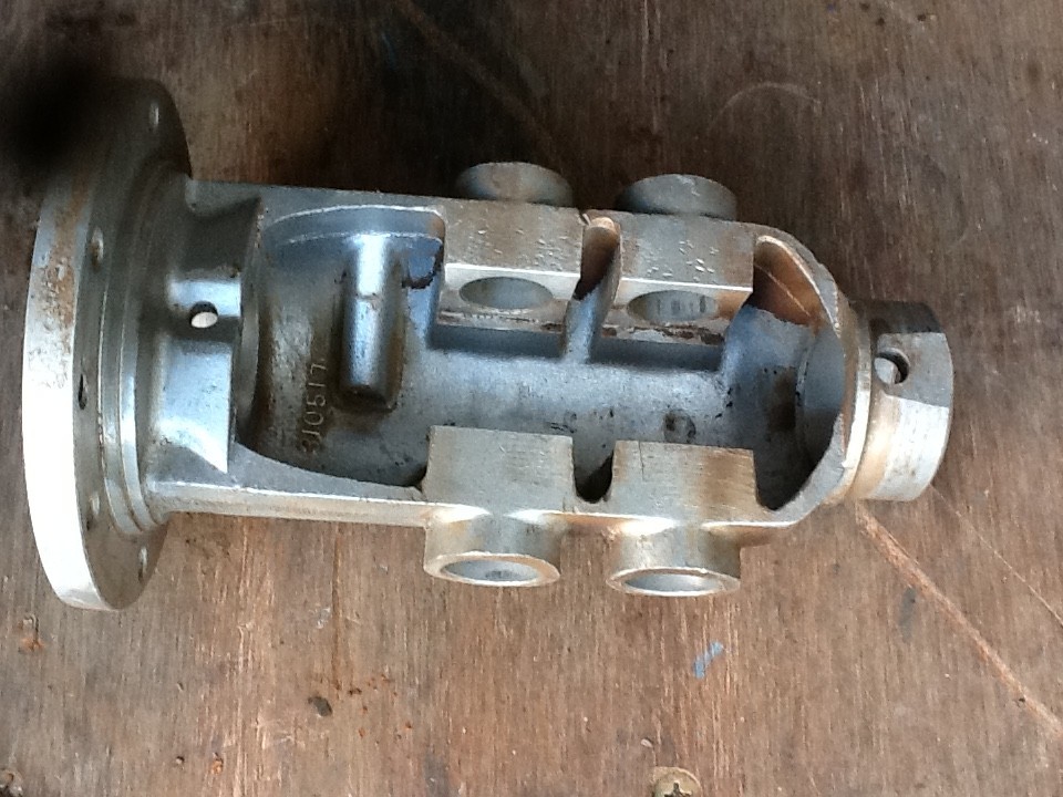GEMINI G-26 OILFIELD NATURAL GAS  ENGINE ALUM.CAMSHAFT HOUSING