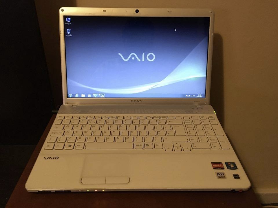 White Sony Vaio laptop 4Gb ram webcam , HDMI 320gb drive in Southside