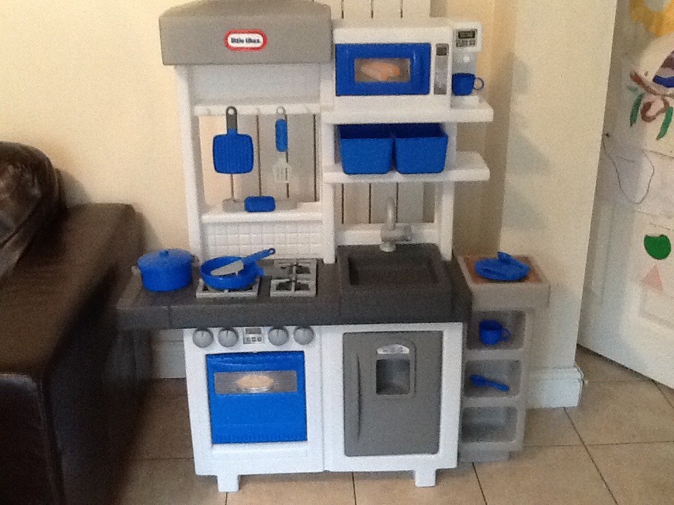 Pretend Play Kitchen Playsets Little Tikes Ultimate Cook Kitchen