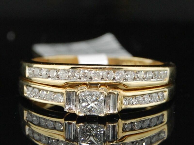 Ladies 14k Yellow Gold Princess Cut Diamond Engagement Ring Wedding Band Set