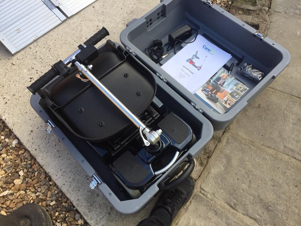 LTD EDITION CARECO SUITCASE AEROPLANE READY COMPACT LIGHTWEIGHT