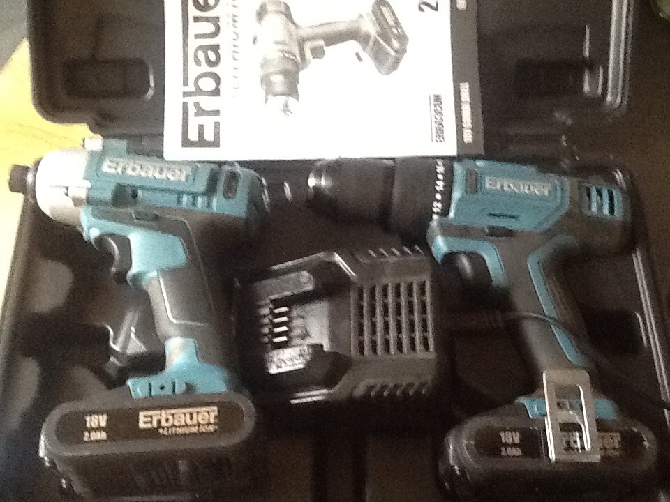 Erbauer 18v impact driver combi drill twin set in Wortley, West