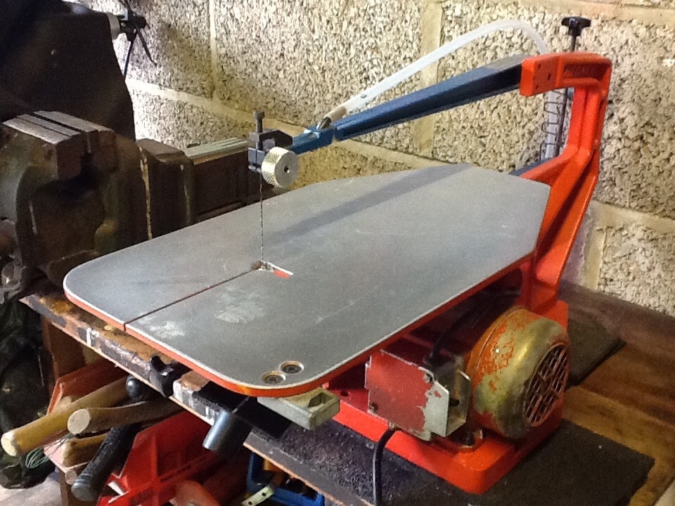 HEGNER MULTICUT 2S SCROLLSAW, USED AND FULLY WORKING + BLADES ,ONO