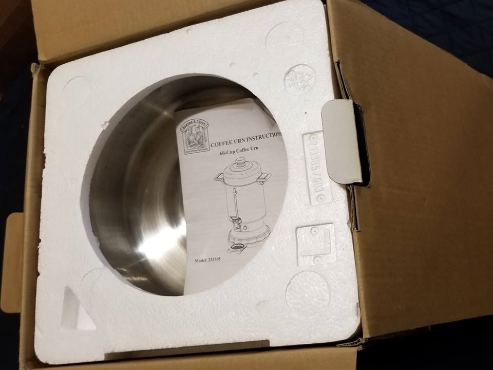 BAKERS & CHEFS ~ 60 Cup COFFEE URN Stainless Used Once ??SUPER Nice w/ Box??