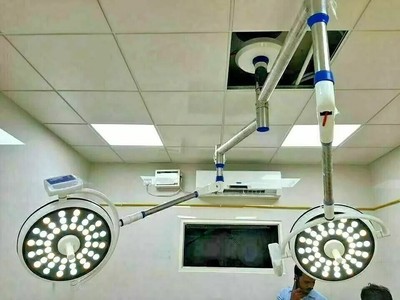 Double Head Hospital Surgical OT Light Ceiling-Mounted LED OT Solitaire Delta