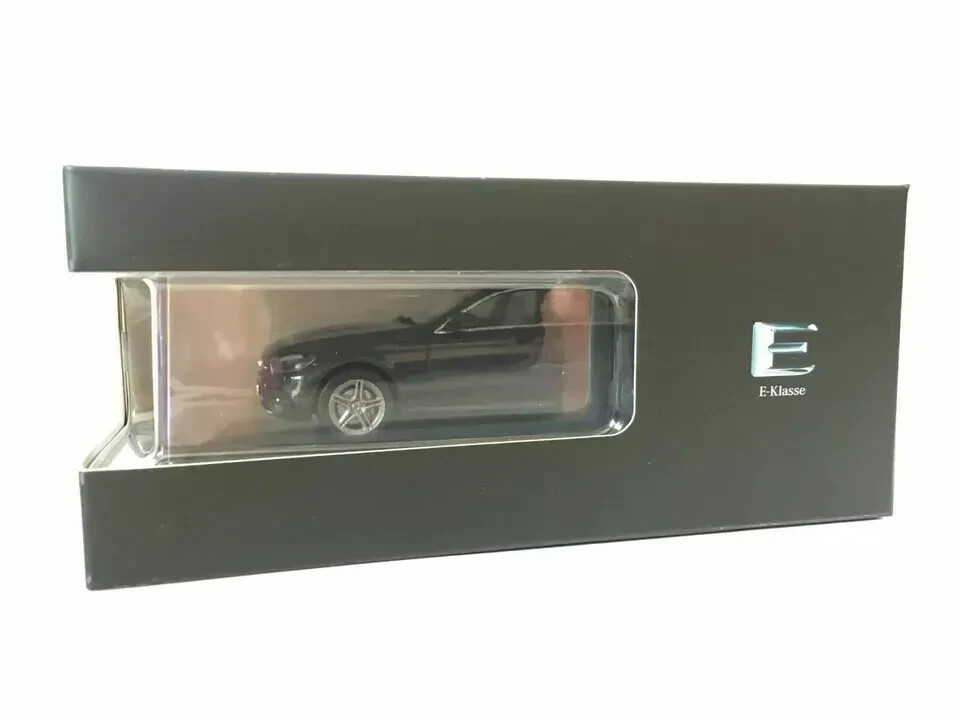 1/43 Mercedes Benz E Class (W213) Facelift 2020 Gray Model