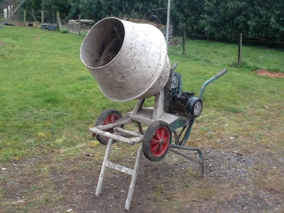 Old style cement mixer in Inverurie, Aberdeenshire Gumtree