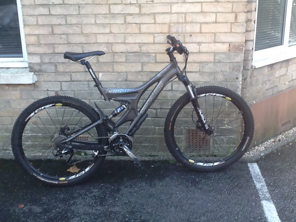 Specialised Enduro Expert full suspension mountain bike in