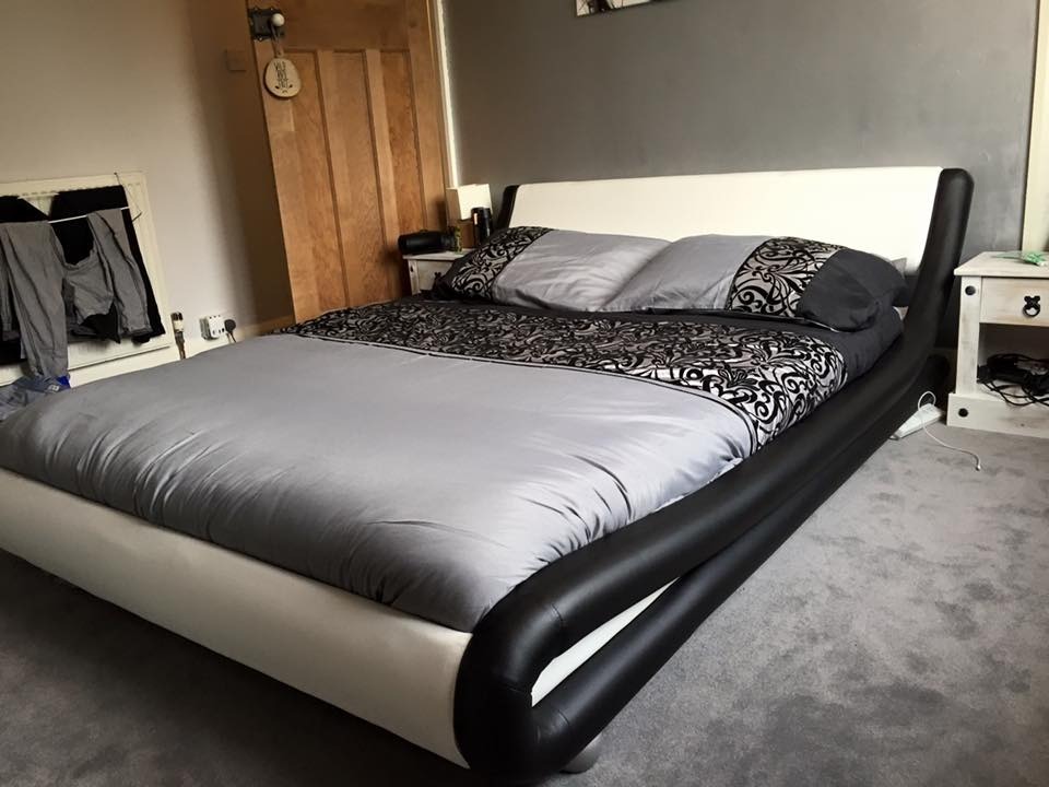 King Size Bed in Black and White Leather Enzo Italian Modern Design