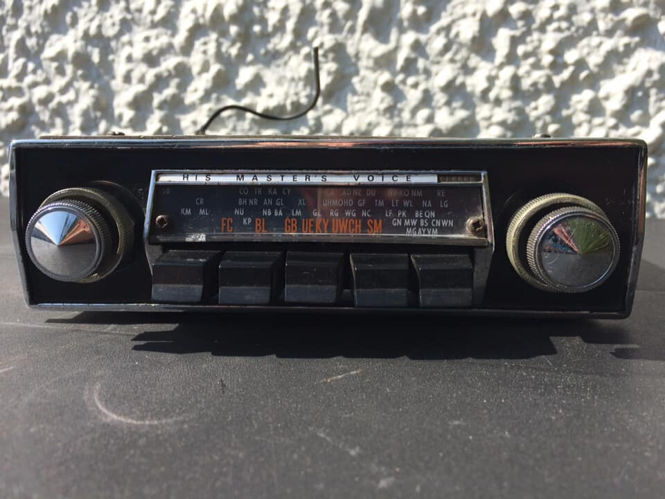 2 x vintage car radios in Southside, Glasgow Gumtree