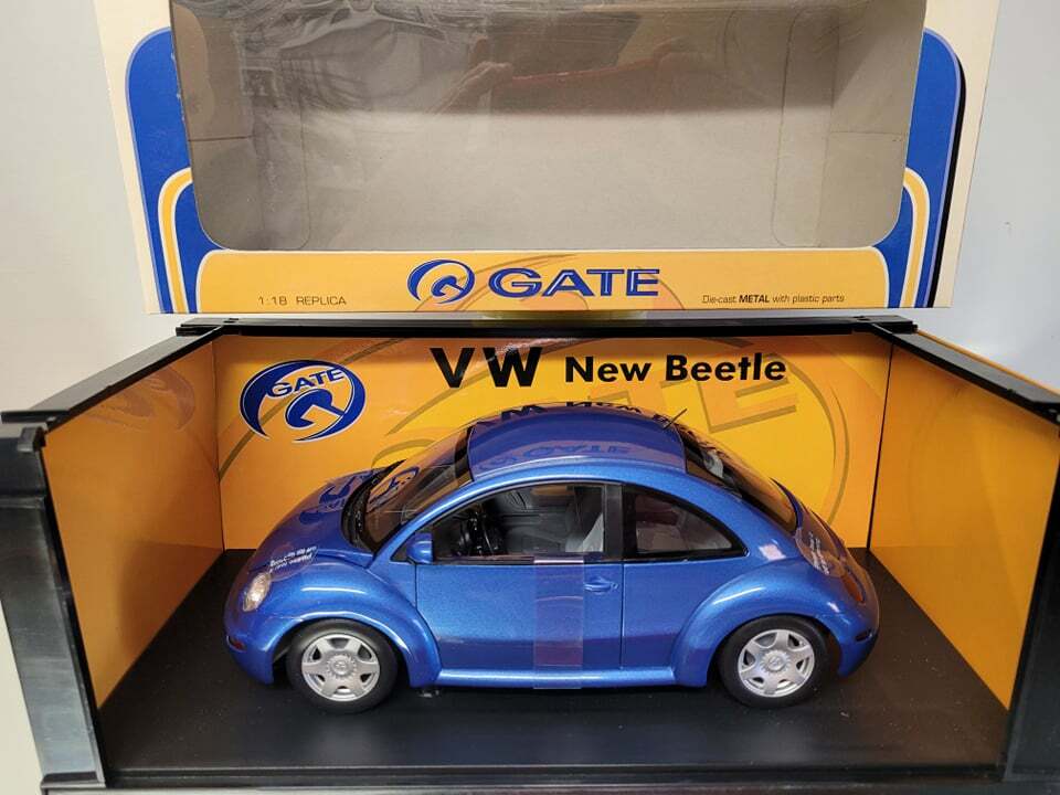 1/18 オートアート VW フォルクスワーゲンビートル 1:18 VW Volkswagen Beetle Vapor Blue AUTOart Contemporary | eBay