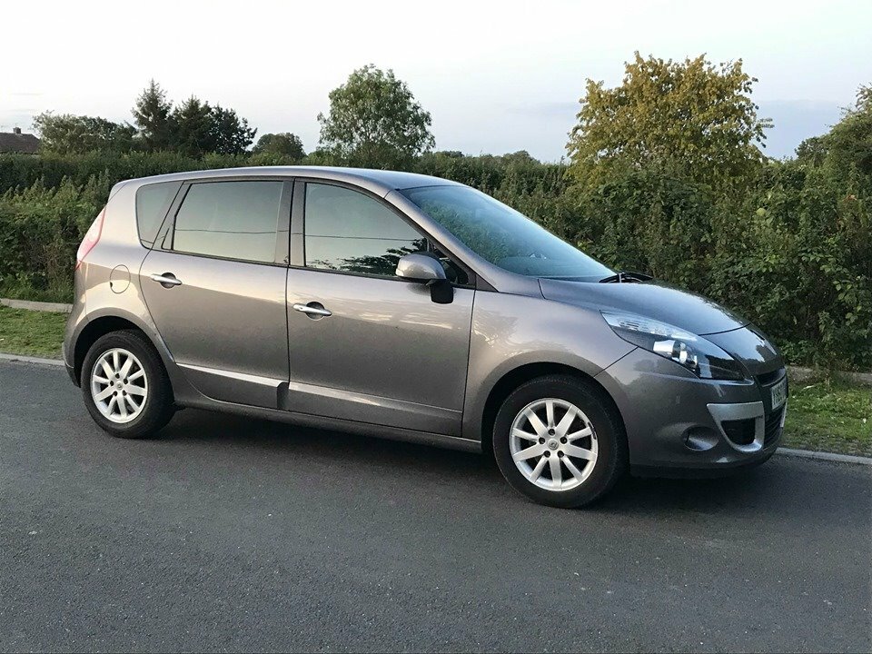 RENAULT SCENIC 1.5L DIESEL **AUTOMATIC** FULL S HISTORY LOW MILEAGE