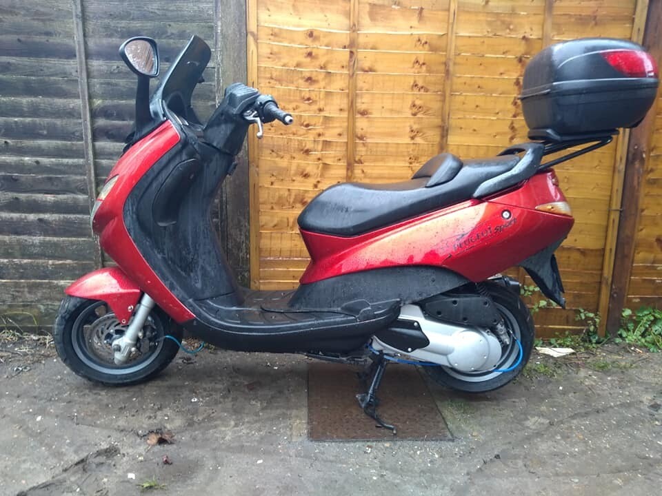 peugeot elystar 125cc fuel injection abs scooter moped in Norwich