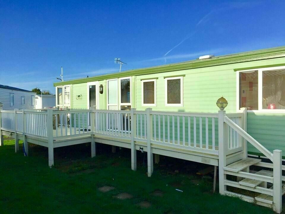Cheap static caravan for sale, Sited in Essex in St Osyth, Essex