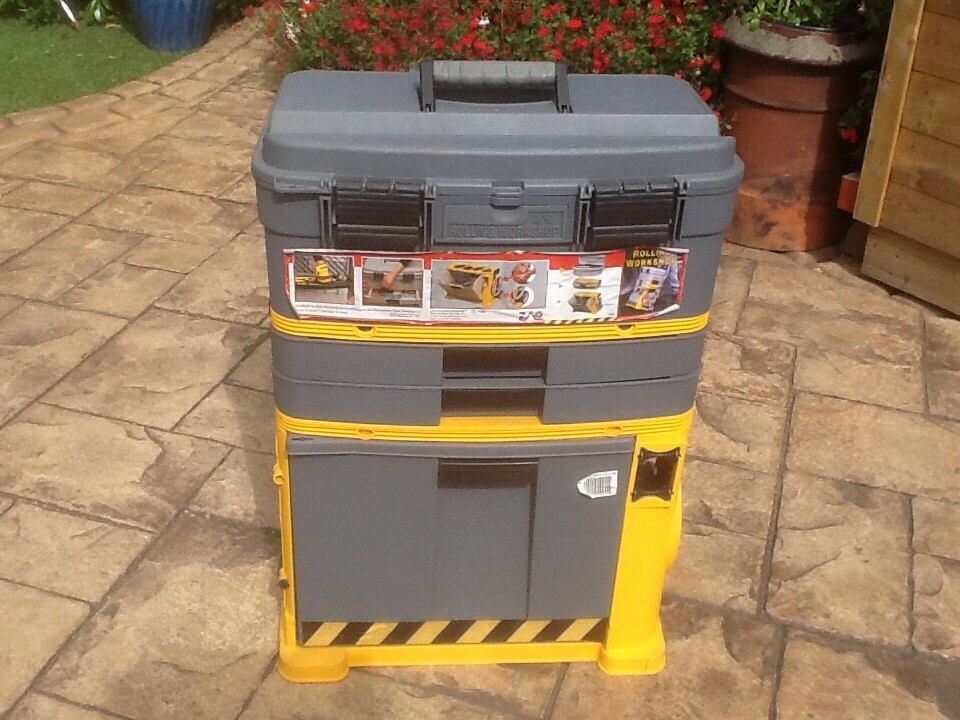 Zag rolling toolbox with detachable toolbox & lockable drawers