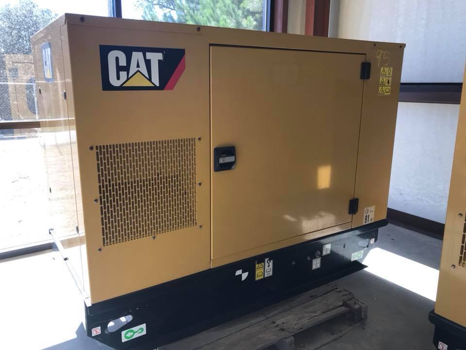 2015 CAT 20 KW STANDBY GENERATOR NEW UNUSED Cat C2.2 Perkins 4 cylinder Diesel