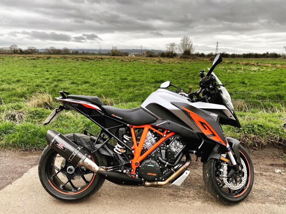 KTM, SUPERDUKE, 2017, 1301 (cc) in Street, Somerset Gumtree