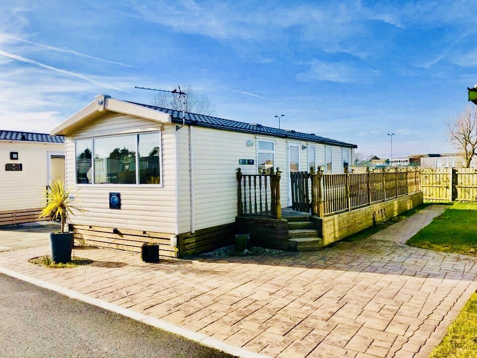 STATIC HOLIDAY HOME FOR SALE,NORTH WEST,SPECIAL OFFER!,2018PITCH FEES INCLUDED!SEA SIDE RETREAT