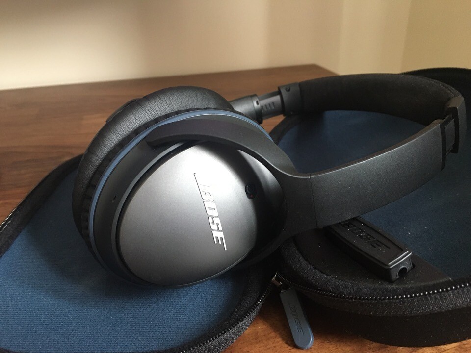 Bose QC25 noise cancelling headphones, Apple OR Android cables
